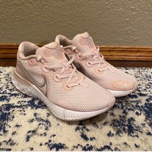 Nike Women's Soft Pink Sneakers
